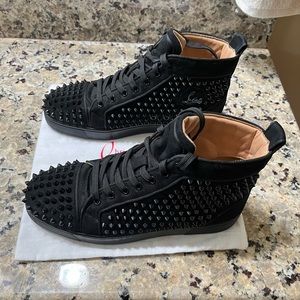 Black CL Hightop Spike